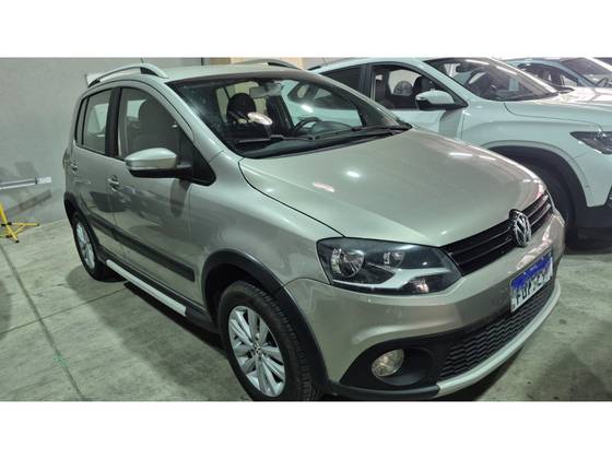 VOLKSWAGEN CROSSFOX 1.6 MI FLEX 8V 4P MANUAL VOLKSWAGEN CROSSFOX 1.6 MI FLEX 8V 4P MANUAL